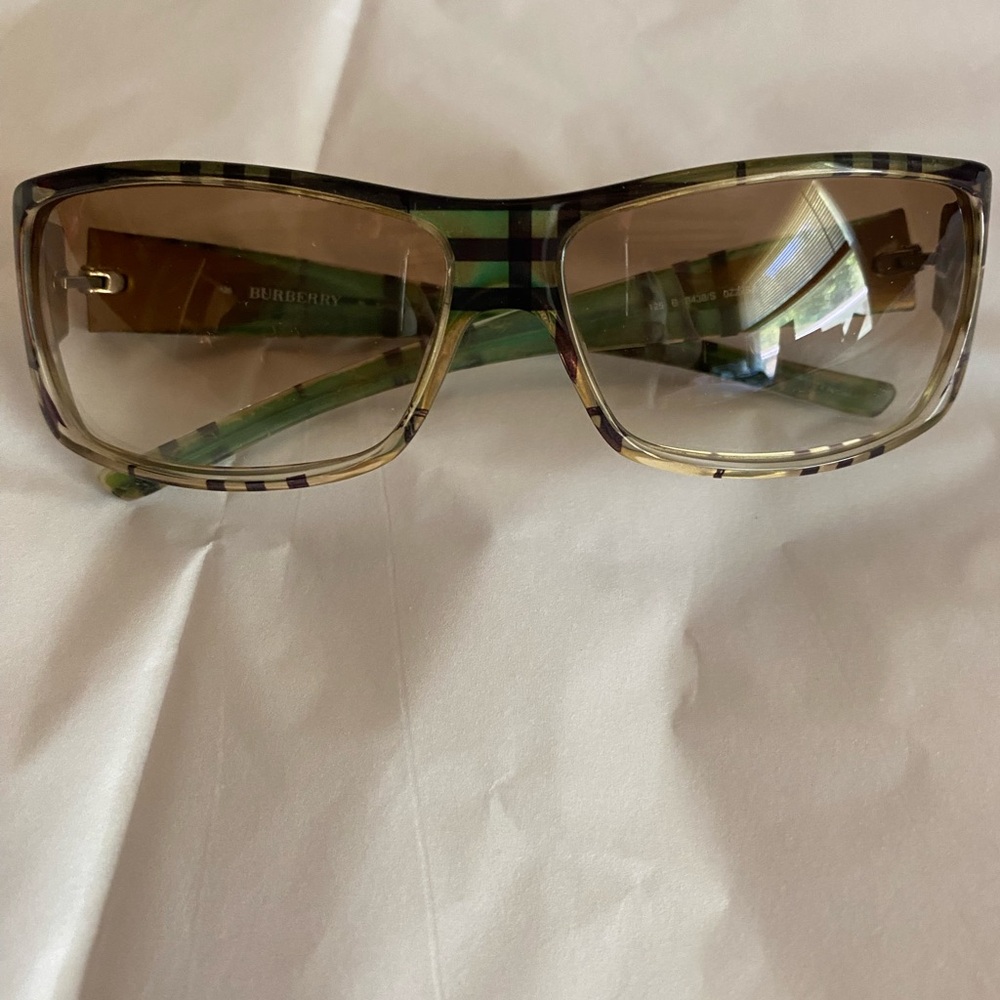 Burberry sunglasses
